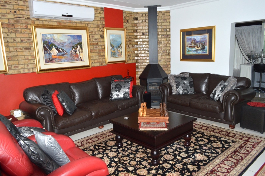 4 Bedroom Property for Sale in Doringkruin North West